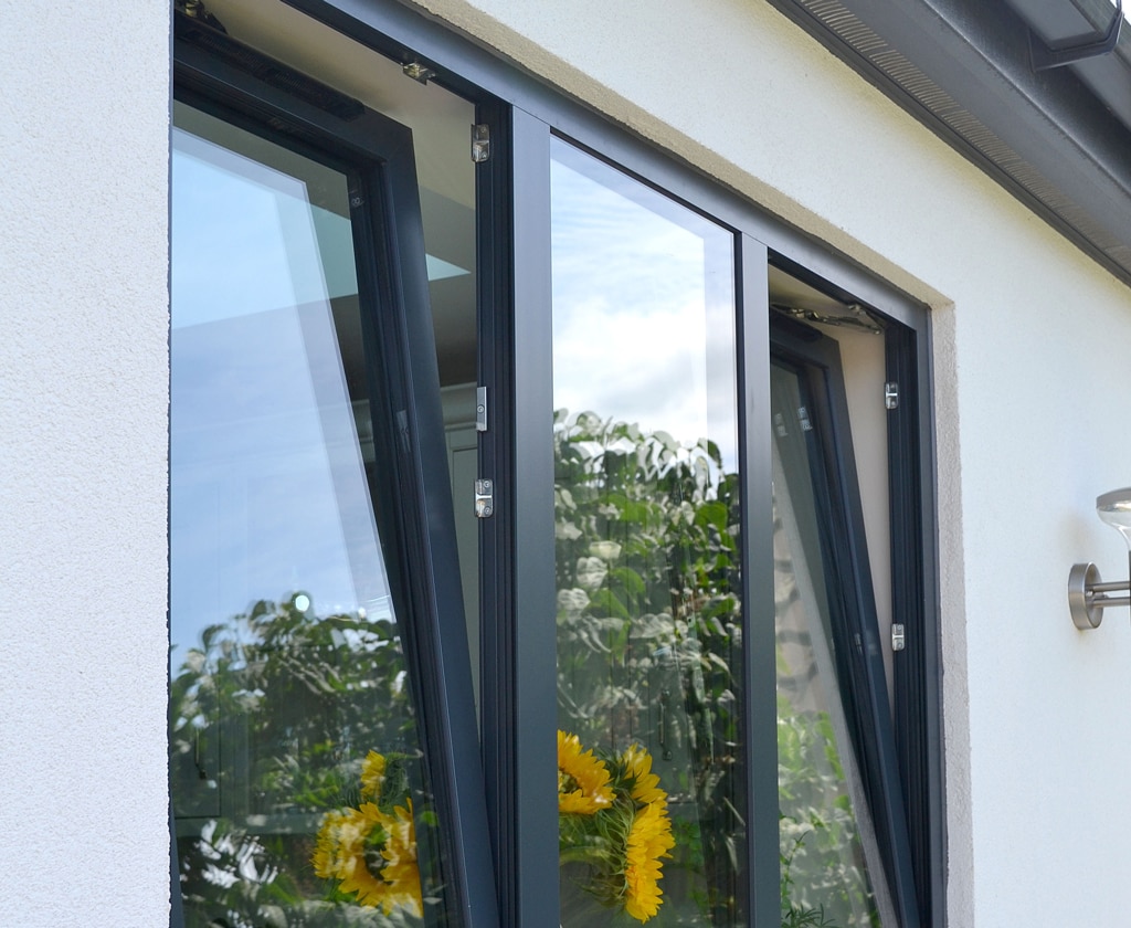 Double-glazing Window Installers - Tilt & Turn Aluminium Windows